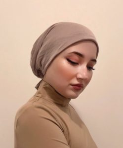 Inner Silk Underscarf With Ties - Modest Behaviour